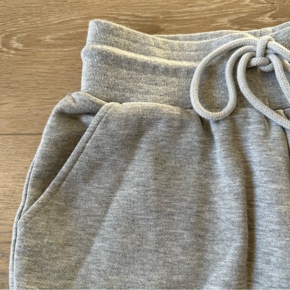 Alo High Waist Easy Sweat Short S Gray - Picture 4 of 5